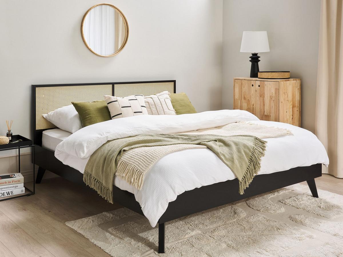 BETT 180/200cm Schwarz Monpazier - Schwarz, Naturmaterialien (180/200cm) - Beliani