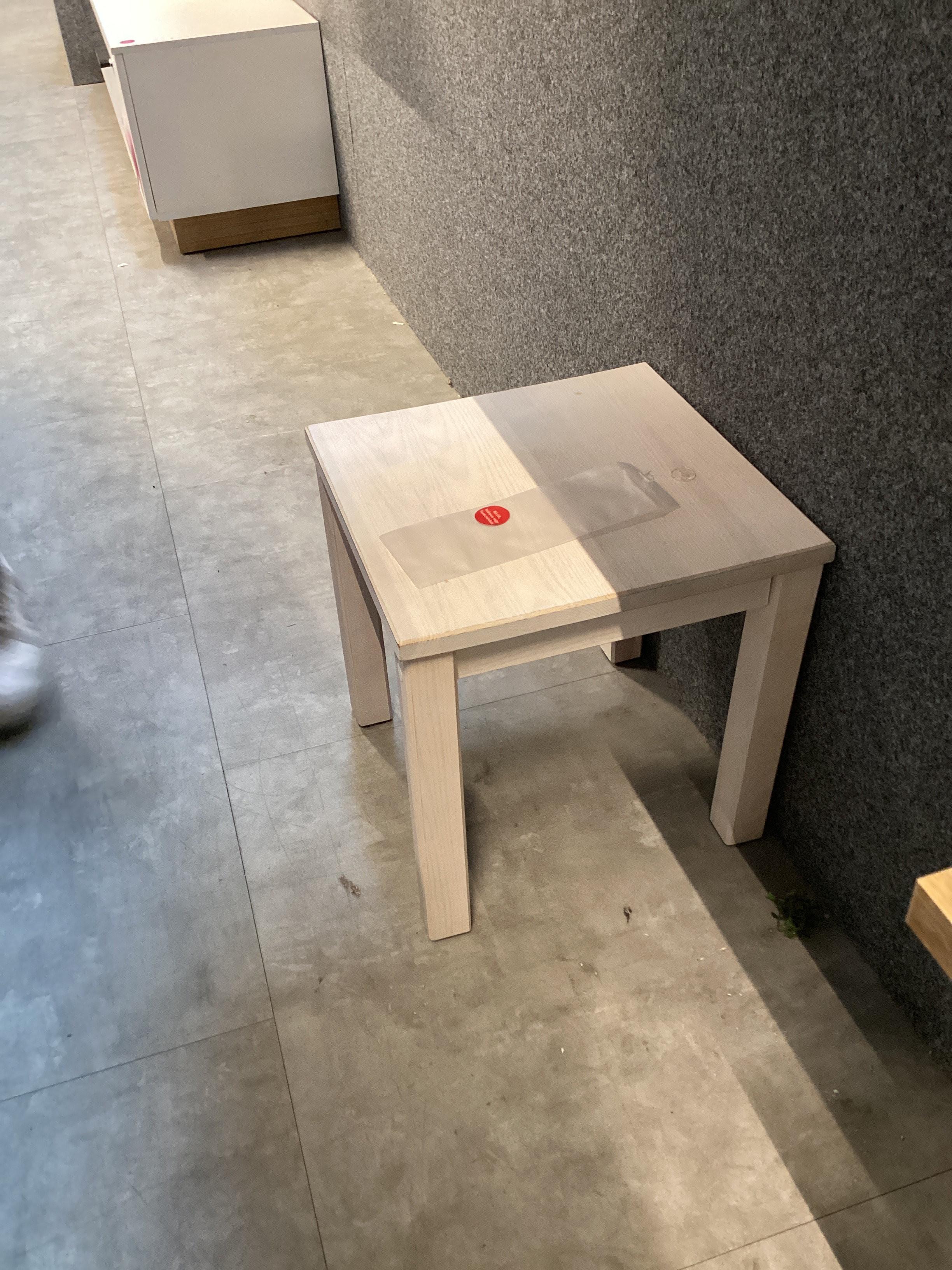 Csepel OUTLET éjjeliszekrény niko one