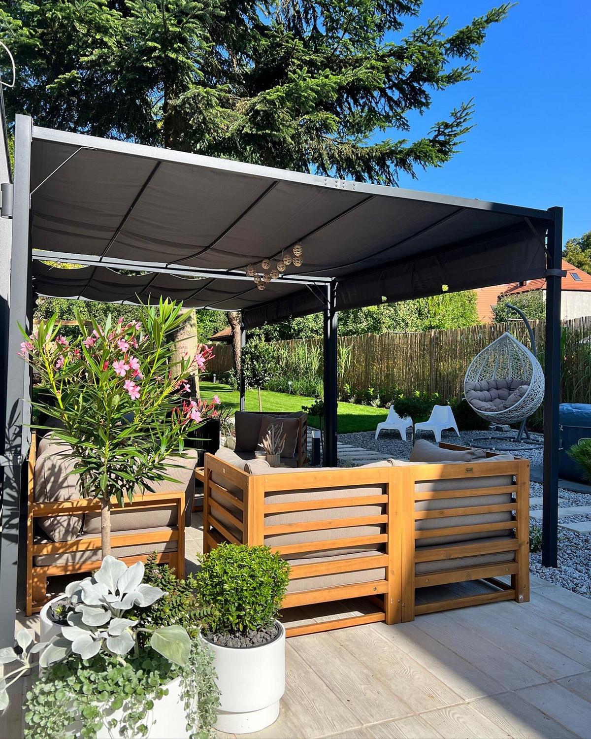 PERGOLA mit LED-Beleuchtung Stahl dunkelgrau 310/310 cm Parga - Schwarz/Grau, Metall (310/215/310cm) - Beliani