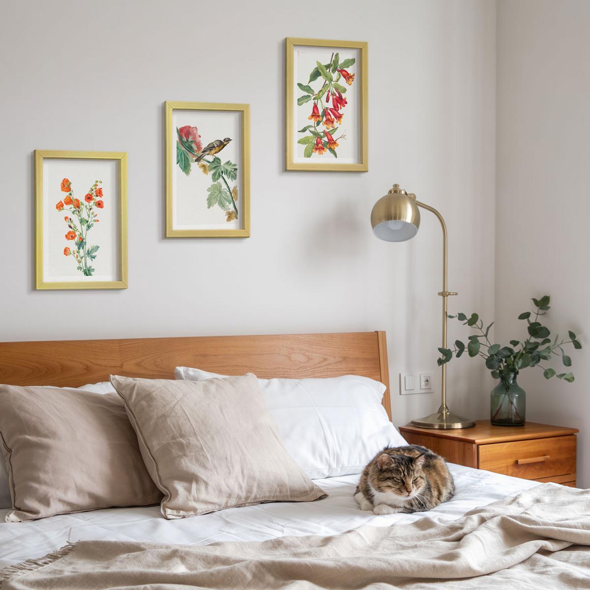 BILDER SET 3er Set - 20x30 cm Goldrahmen - Gemalte Blumen und ein Vogel - Goldfarben, Kunststoff (20/30cm) - TULUP