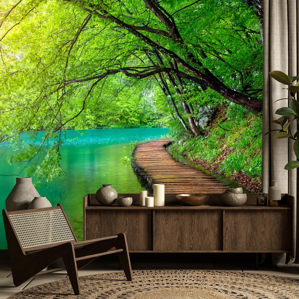 FOTOTAPETE für Wohnzimmer Holzsteg See Bäume Pflanzen Natur 250x175 - Türkis/Braun, Papier (250/175cm) - Muralo