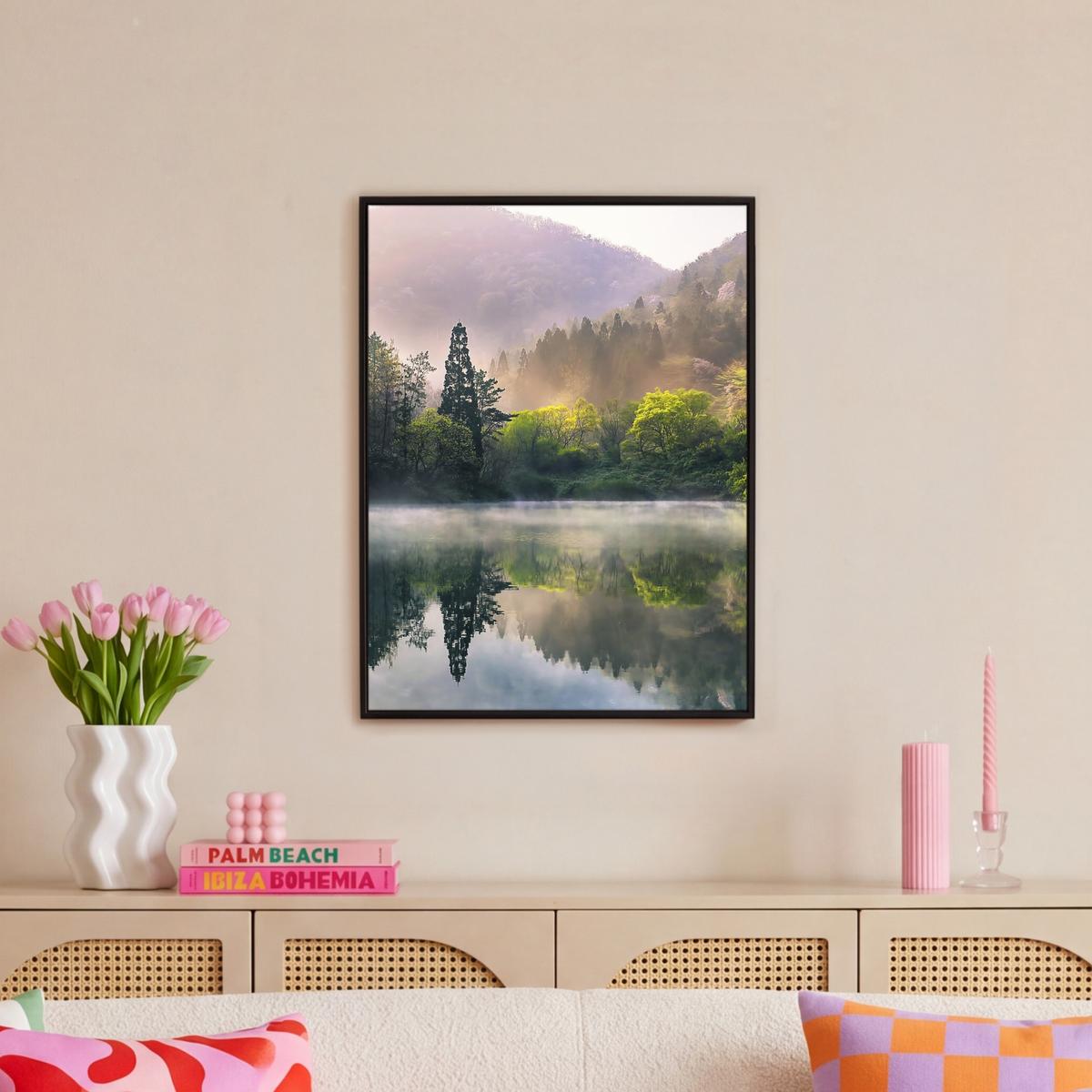 LEINWAND Bilder mit Rahmen - Natur - Bäume - Berge - See - Wasser - 60x80 - Hellgrün, Textil (60/80cm) - MuchoWow
