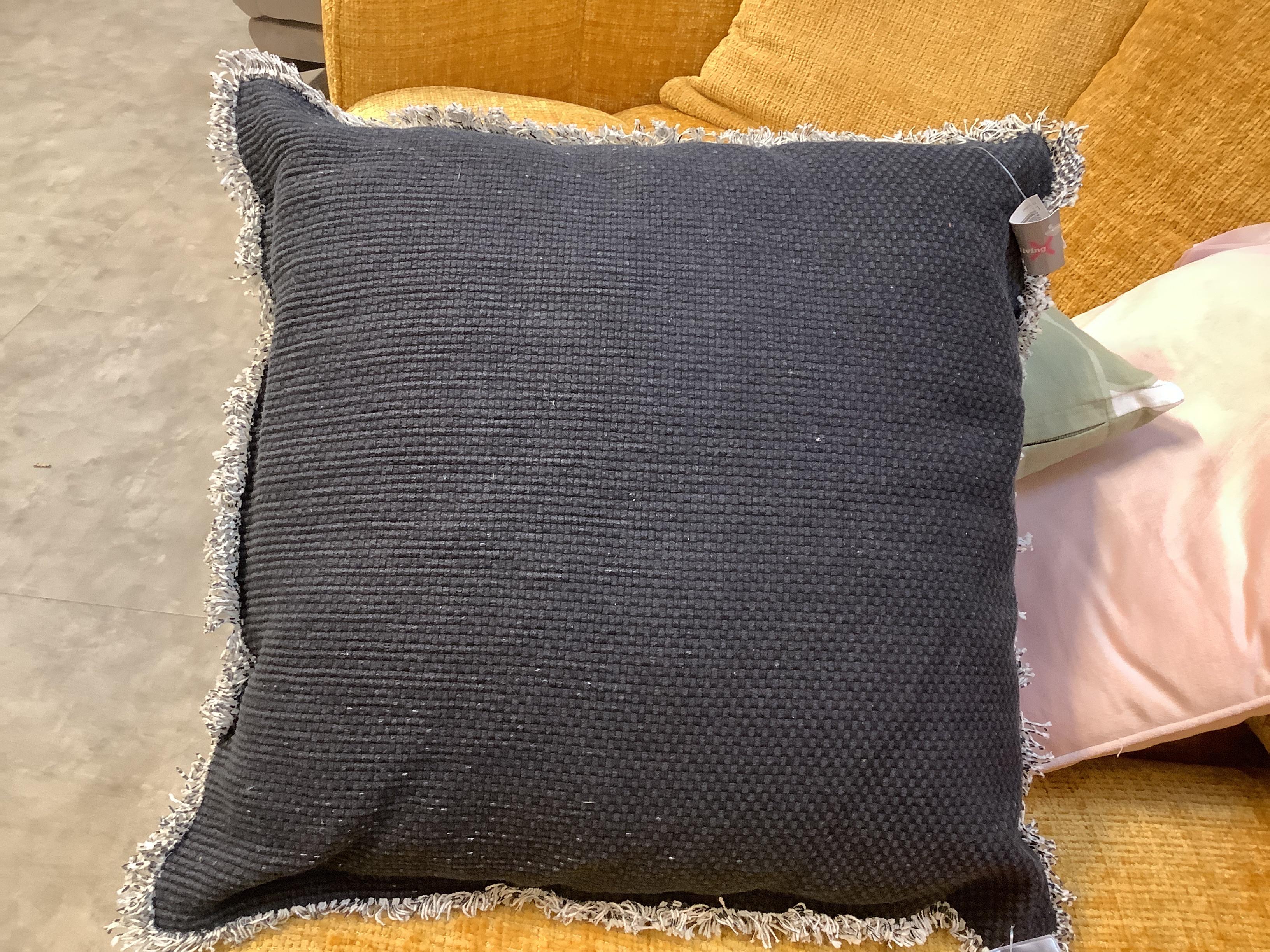 Csepel outlet Díszpárna Laurenz 