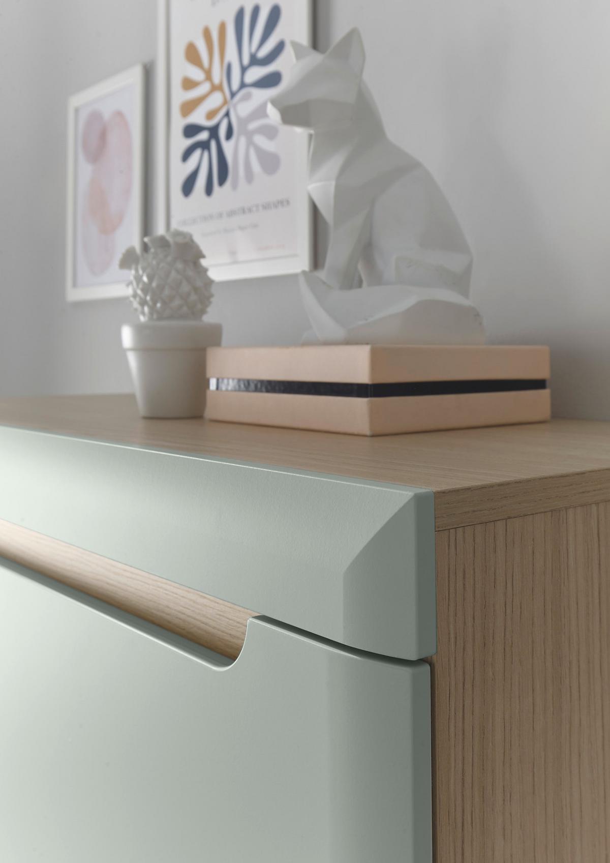 HIGHBOARD Pistazie grün, Eiche, skandinavisch 90 x 134 cm, Vitrine mit Soft-Close-Funktion - Eichefarben/Pastellgrün, Glas/Holz (90/134/40cm) - Furn.Design
