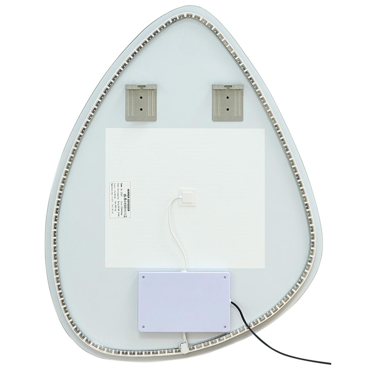 LED-BADEZIMMER-SPIEGEL 70/90 cm Silber Lugny - Silberfarben, Glas (70/90/1cm) - Beliani