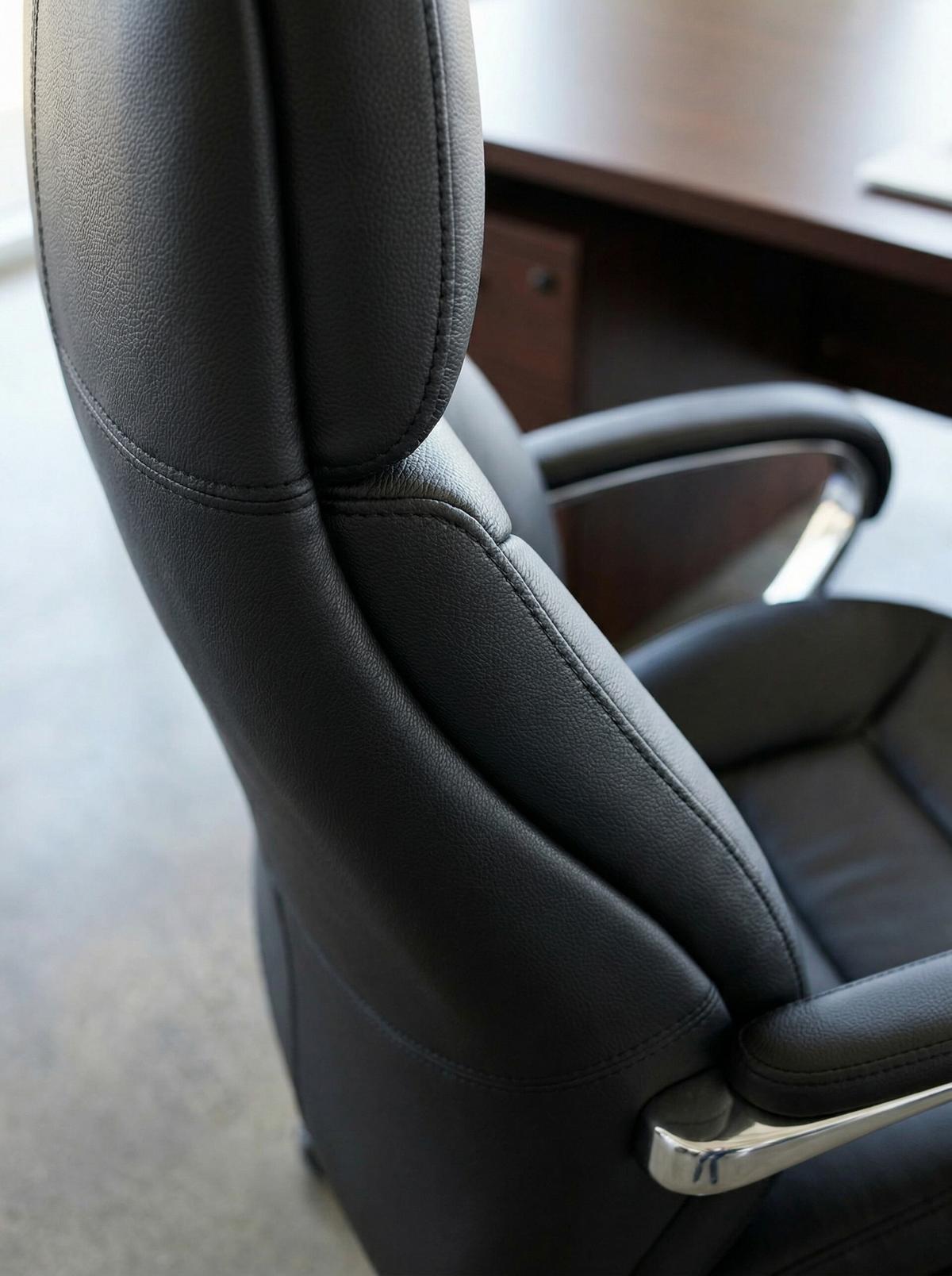 CHEFSESSEL Leder mit Multiblockwippmechanik bis 120 kg MIRON, Schwarz 67x67x137 cm - Silberfarben/Schwarz, Leder/Metall (67/137/67cm) - KADIMA DESIGN