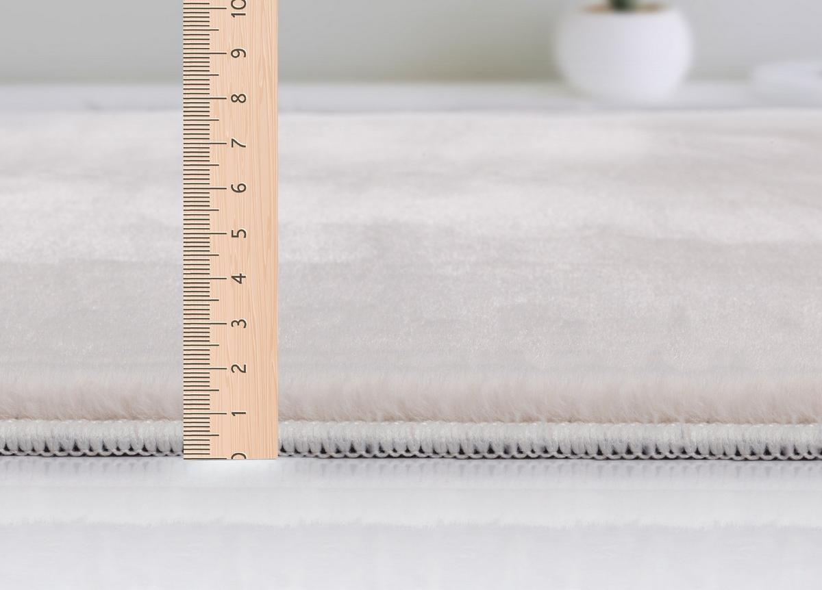 KURZFLORTEPPICH Antirutsch Uni DOUBS Polyester Beige 140 x 200 cm - Beige, Textil (140/200cm) - KADIMA DESIGN