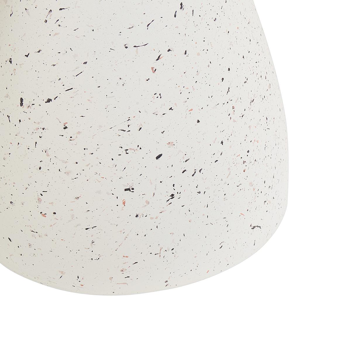 GARTEN BEISTELLTISCH Beton Terrazzo Optik cremeweiß 39 cm Biviere - Weiß, Stein (39/39/46cm) - Beliani