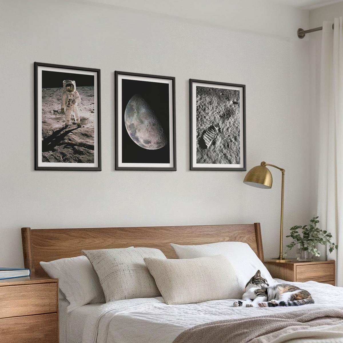 BILDER SET 3er Set - 40x60 cm Schwarzer Rahmen - Astronautenfoto vom Mond - Schwarz, Kunststoff (40/60cm) - TULUP