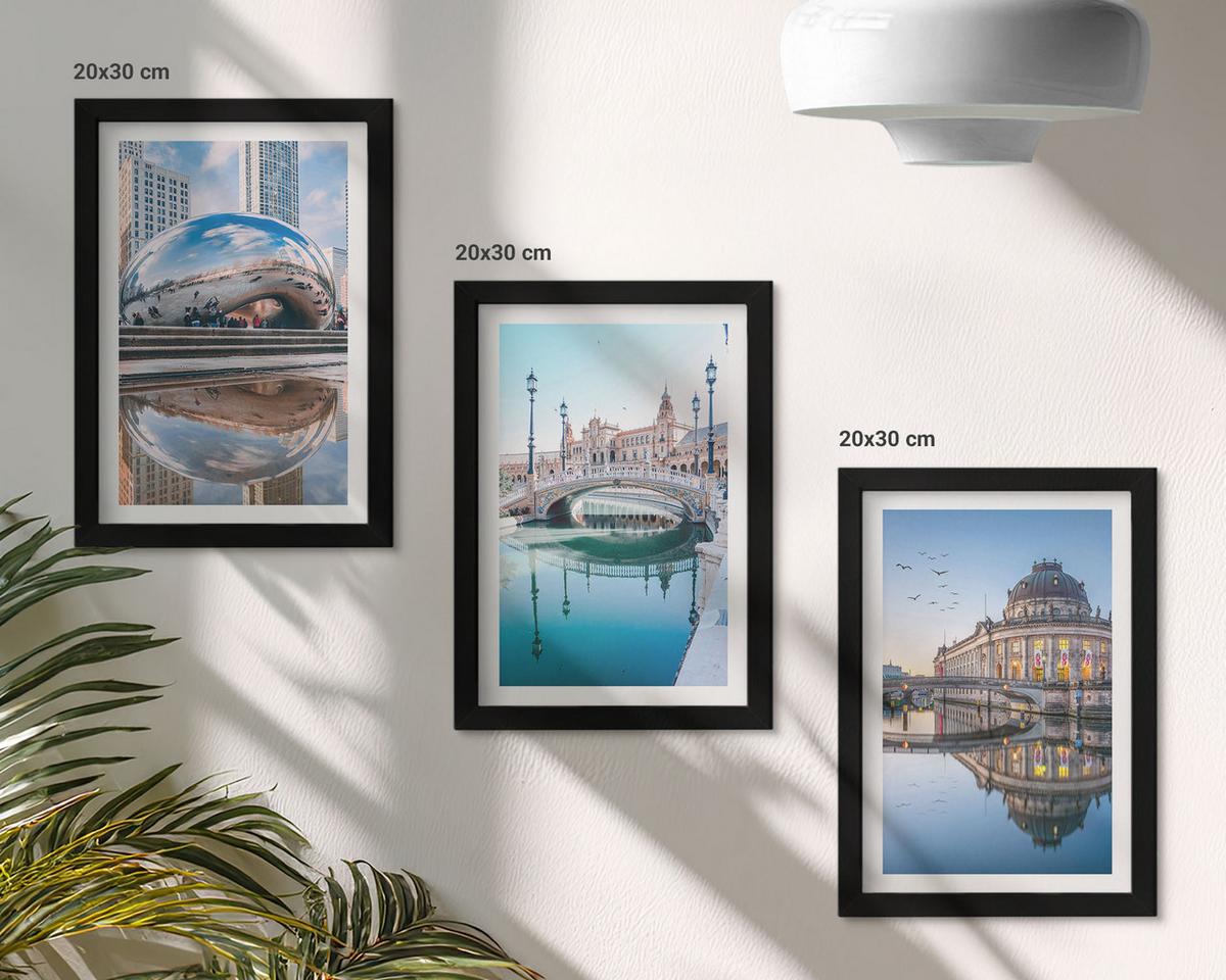 BILDER SET 3er Set - 20x30 cm Schwarzer Rahmen - Architektur von Städten am Wasser - Schwarz, Kunststoff (20/30cm) - TULUP