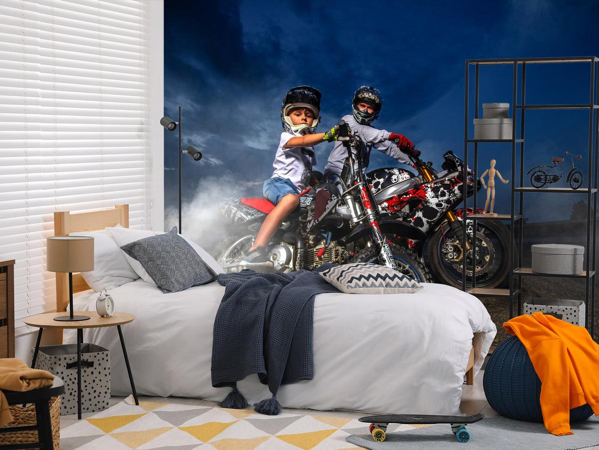 FOTOTAPETE für Schlafzimmer Vater Sohn Motorräder Action 300x210 - Rot/Schwarz, Papier (300/210cm) - Muralo