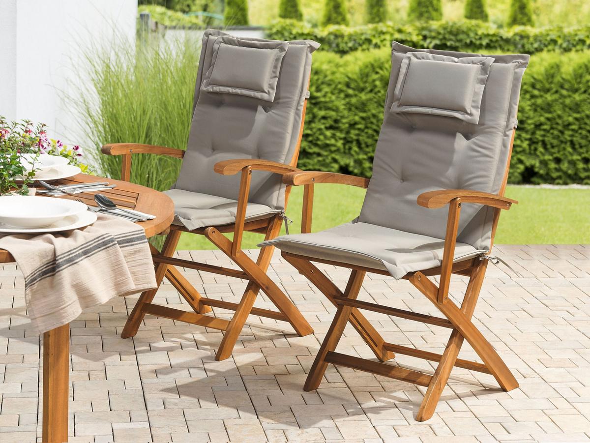 GARTENSTUHL 2er-Set Akazienholz hellbraun Auflagen grau Maui - Hellbraun/Grau, Holz (42/93/48cm) - Beliani