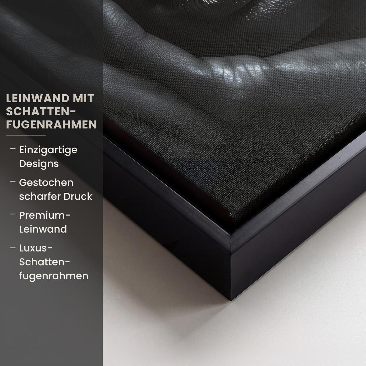 LEINWAND Bilder mit Rahmen - Frau - Gold - Porträt - Schwarz-Weiß - Luxus - 20x30 - Hellblau, Textil (20/30cm) - MuchoWow