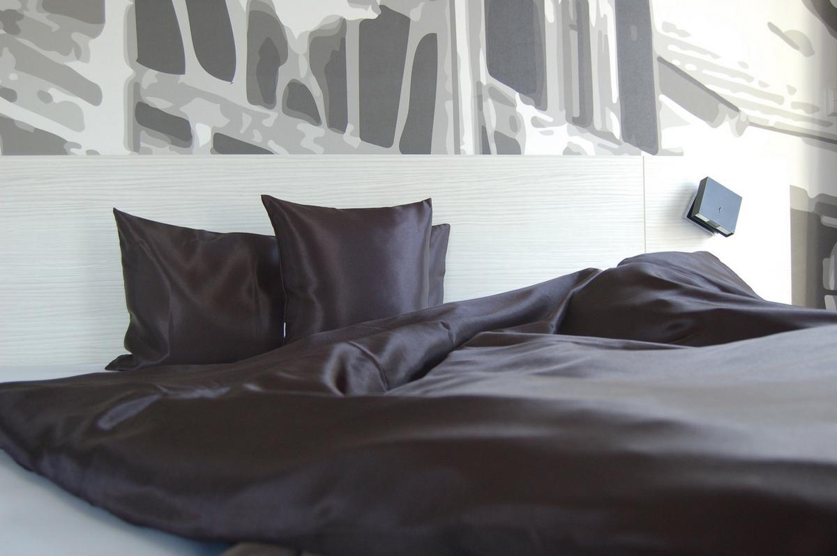 BETTBEZUG Glanz Satin schwarz 155/220 cm - Schwarz, Textil (155/220cm) - beties Heimtextil