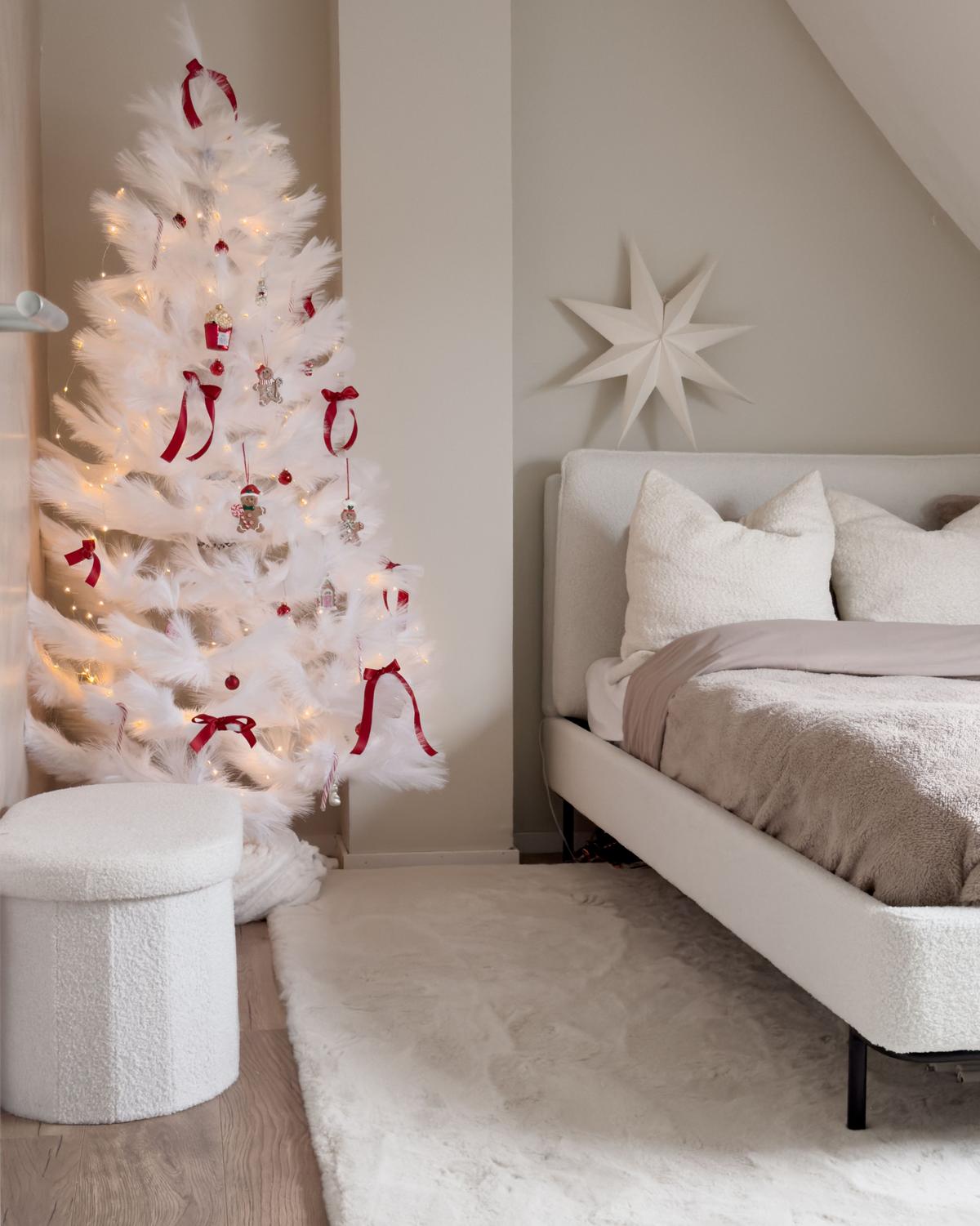 WEIHNACHTSBAUM 180 cm Weiß Talbot - Weiß, Textil (180cm) - Beliani