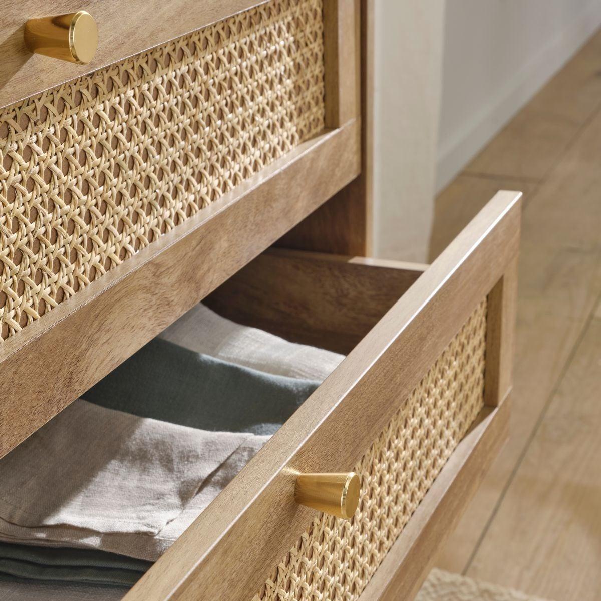 KOMMODE mit 3 schubladen und fronten aus natürlichem rattan - palmo 80/39/79 cm - Eschefarben, Holzwerkstoff (80/79/46cm) - Calicosy