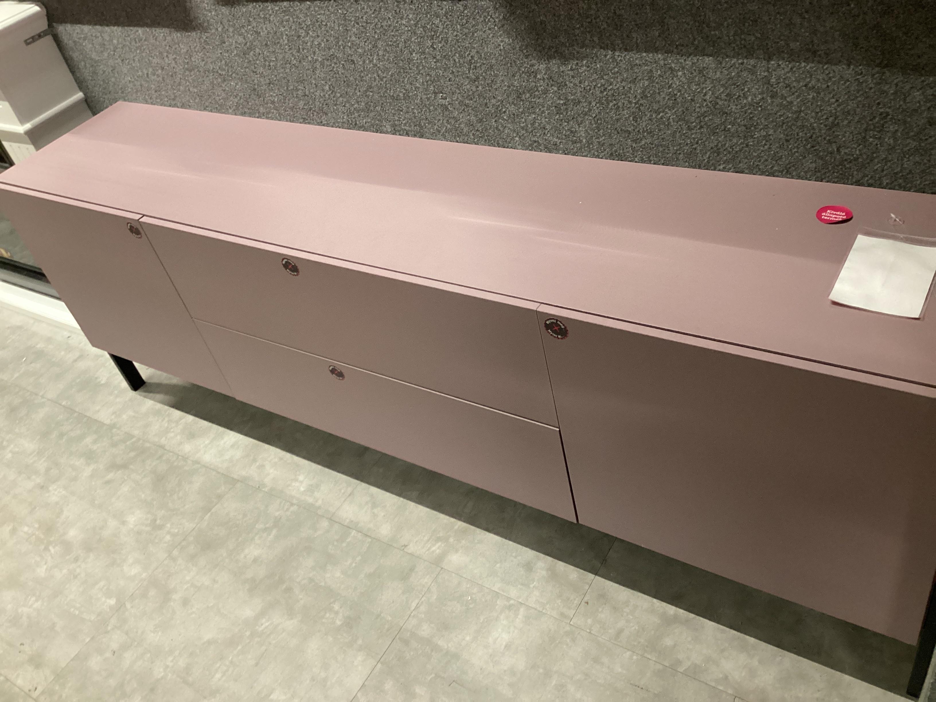 CSEPEL OUTLET TV SZEKRÉNY JUKON 