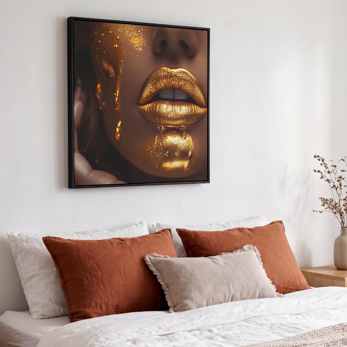 LEINWAND Bilder mit Rahmen - Frau - Gold - Luxus - Porträt - 50x50 - Goldfarben, Textil (50/50cm) - MuchoWow