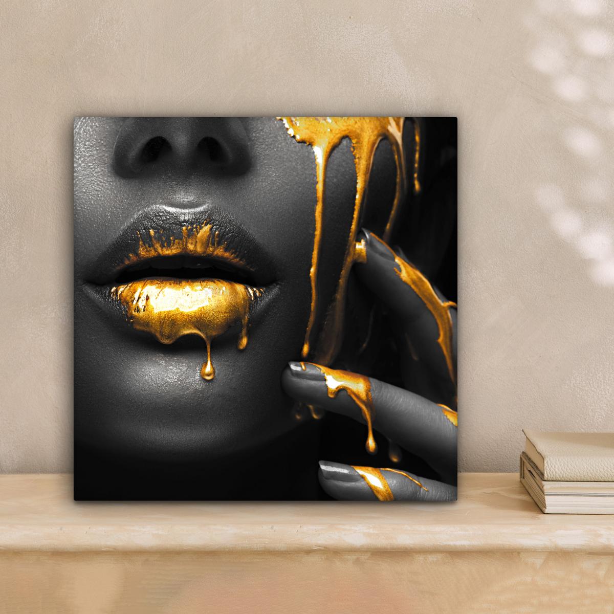 LEINWANDBILD Frau - Schwarz - Gold - Gesicht - Lippen Deko Wohnzimmer 20x20 cm - Goldfarben, Textil (20/20cm) - MuchoWow
