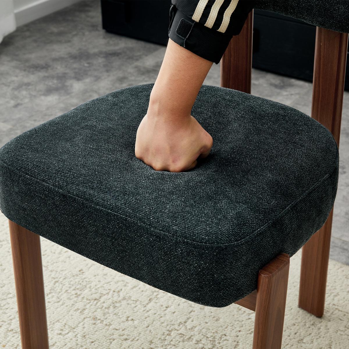 ESSZIMMERSTUHL 4ER-SET aus Leinenstoff in Schwarz, mit gebogener Rückenlehne und dicker Polsterung - Schwarz, Textil (49/82.5/57cm) - Urban Meuble