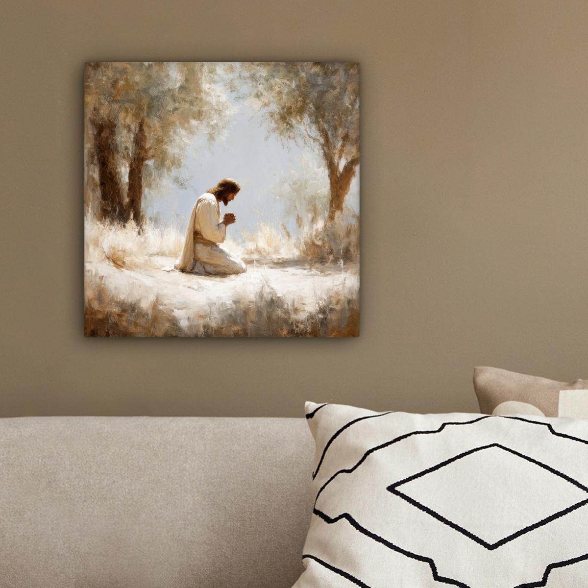 LEINWANDBILD Jesus - Kniend - Waldlandschaft - Betend Deko Wohnzimmer 20x20 cm - Beige/Hellblau, Textil (20/20cm) - MuchoWow