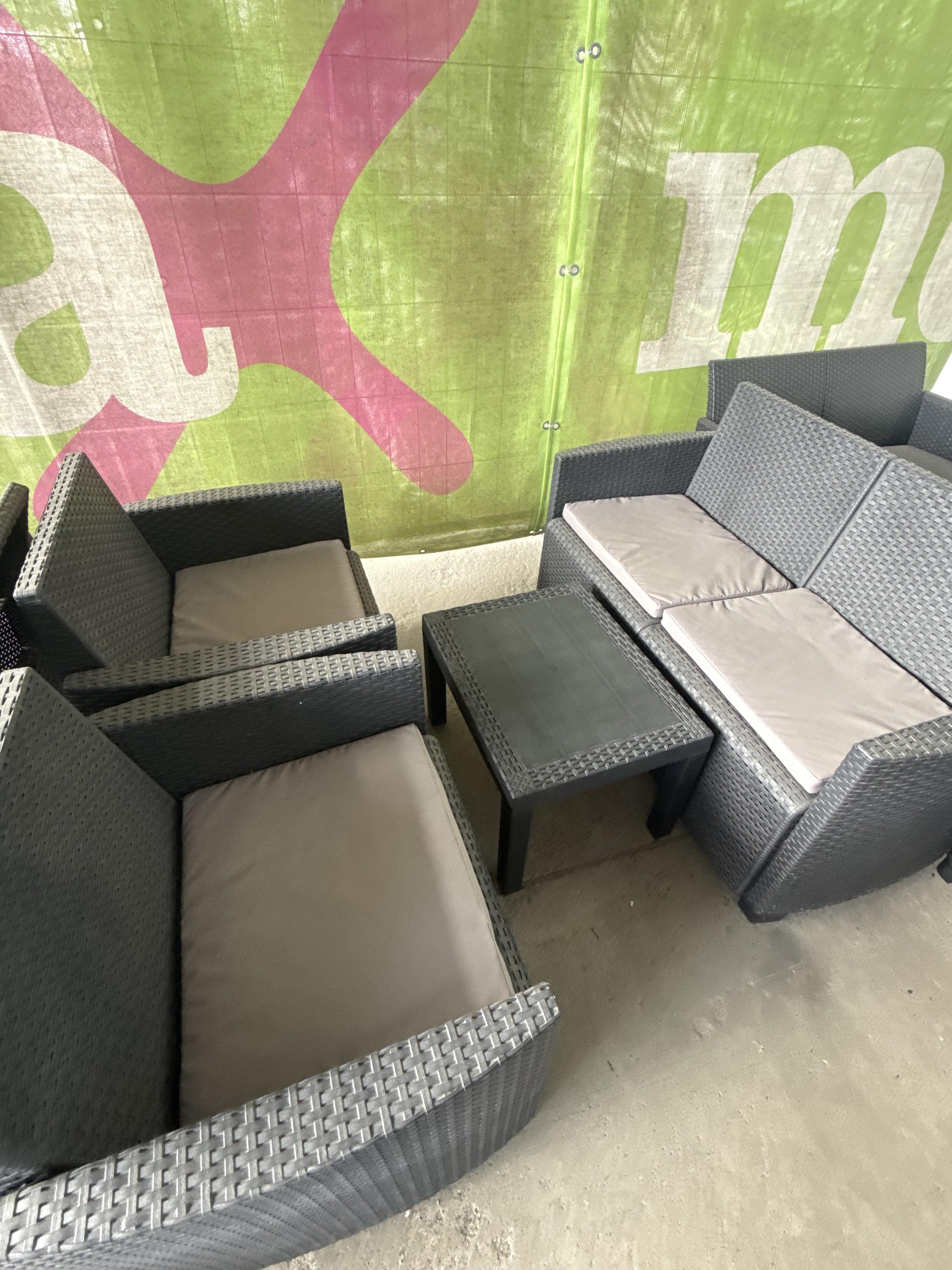 CSEPEL OUTLET LOUNGE GARNITÚRA ARENA