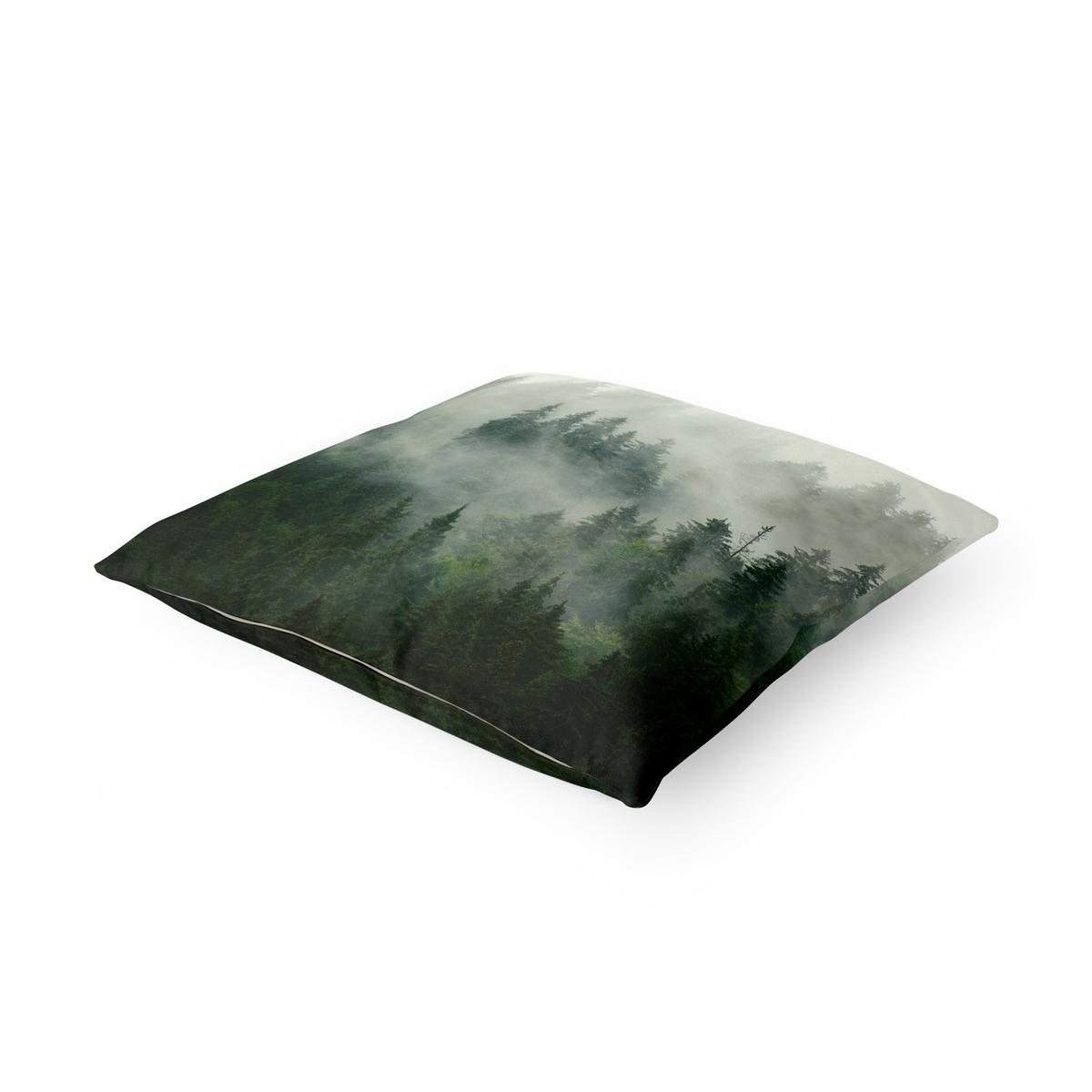 KISSENBEZUG Tiefgrüner Tannenwald im Nebel 40/40 cm - Grün, Textil (40/40cm) - Bilderwelten