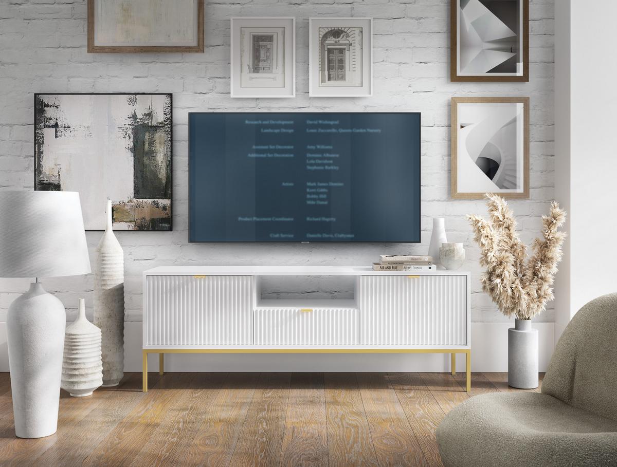 LOWBOARD Eternas 2T 1S Weiß 154/56/39 cm – goldene Füße, mit geriffelten Fronten und offener Ablage - Goldfarben/Weiß, Holzwerkstoff (154/56/39cm) - AX Living