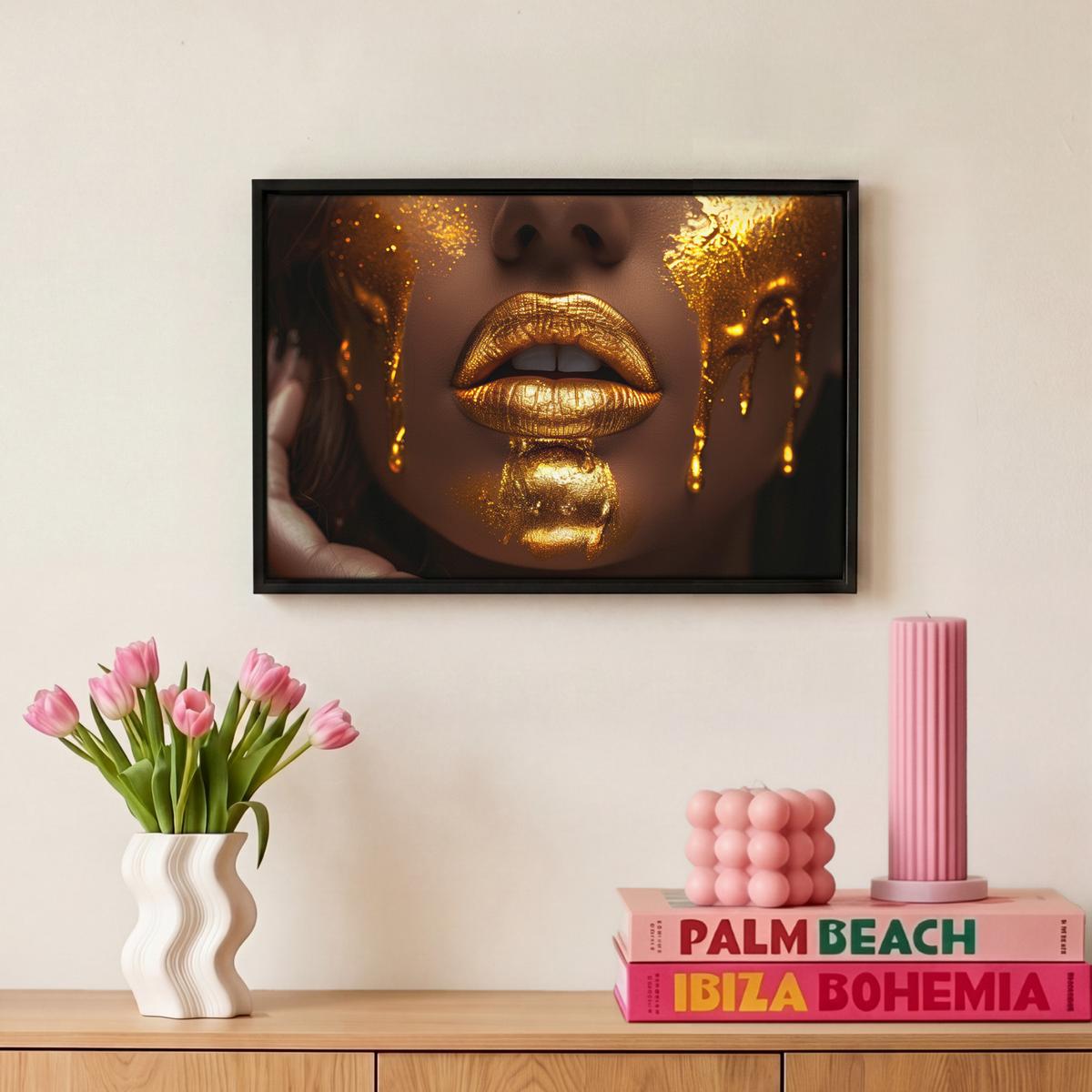 LEINWAND Bilder mit Rahmen - Frau - Gold - Luxus - Porträt - 30x20 - Goldfarben, Textil (30/20cm) - MuchoWow