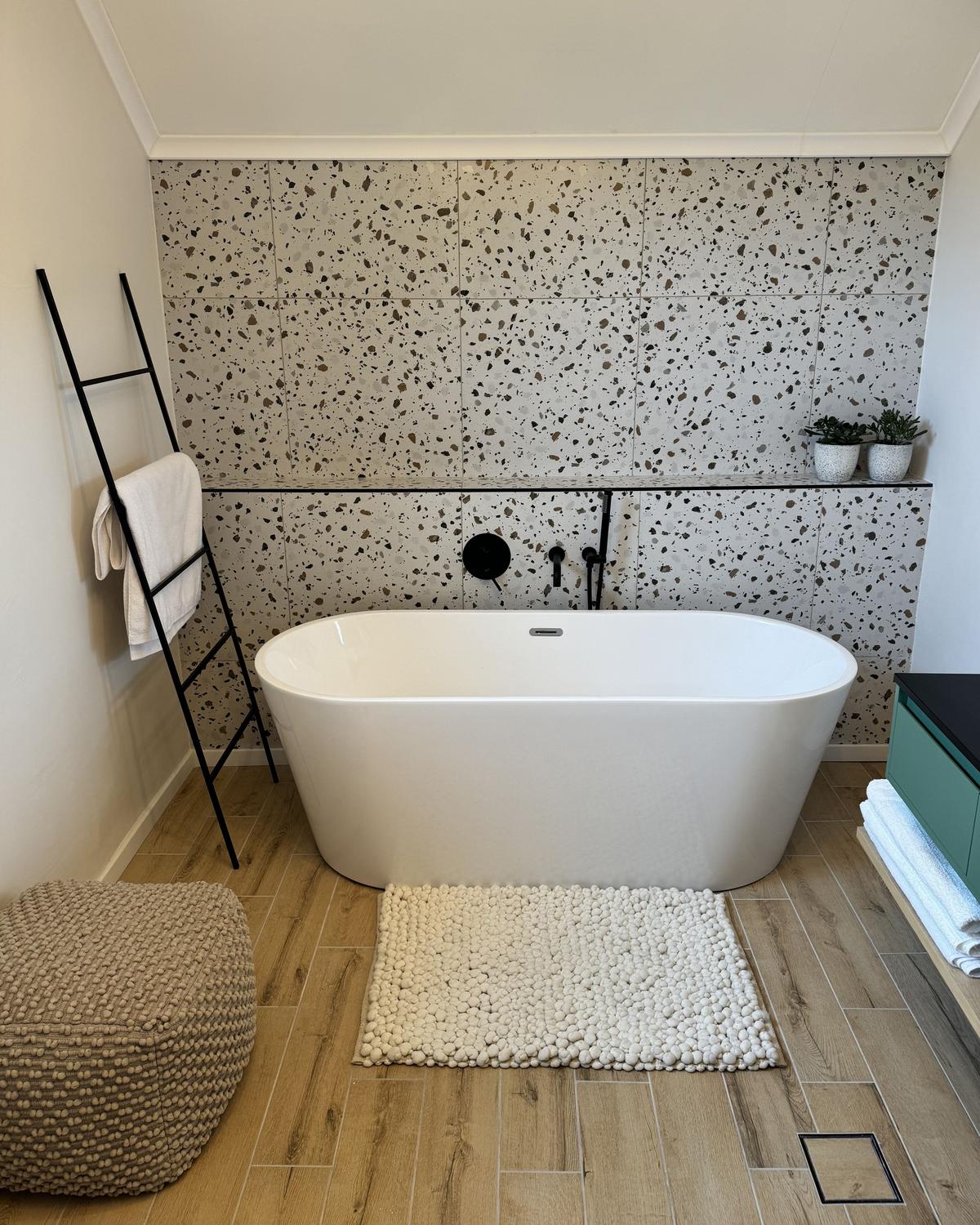 BADEWANNE FREISTEHEND 72x170x59 cm weiß Havana - Weiß, Kunststoff (72/59/170cm) - Beliani