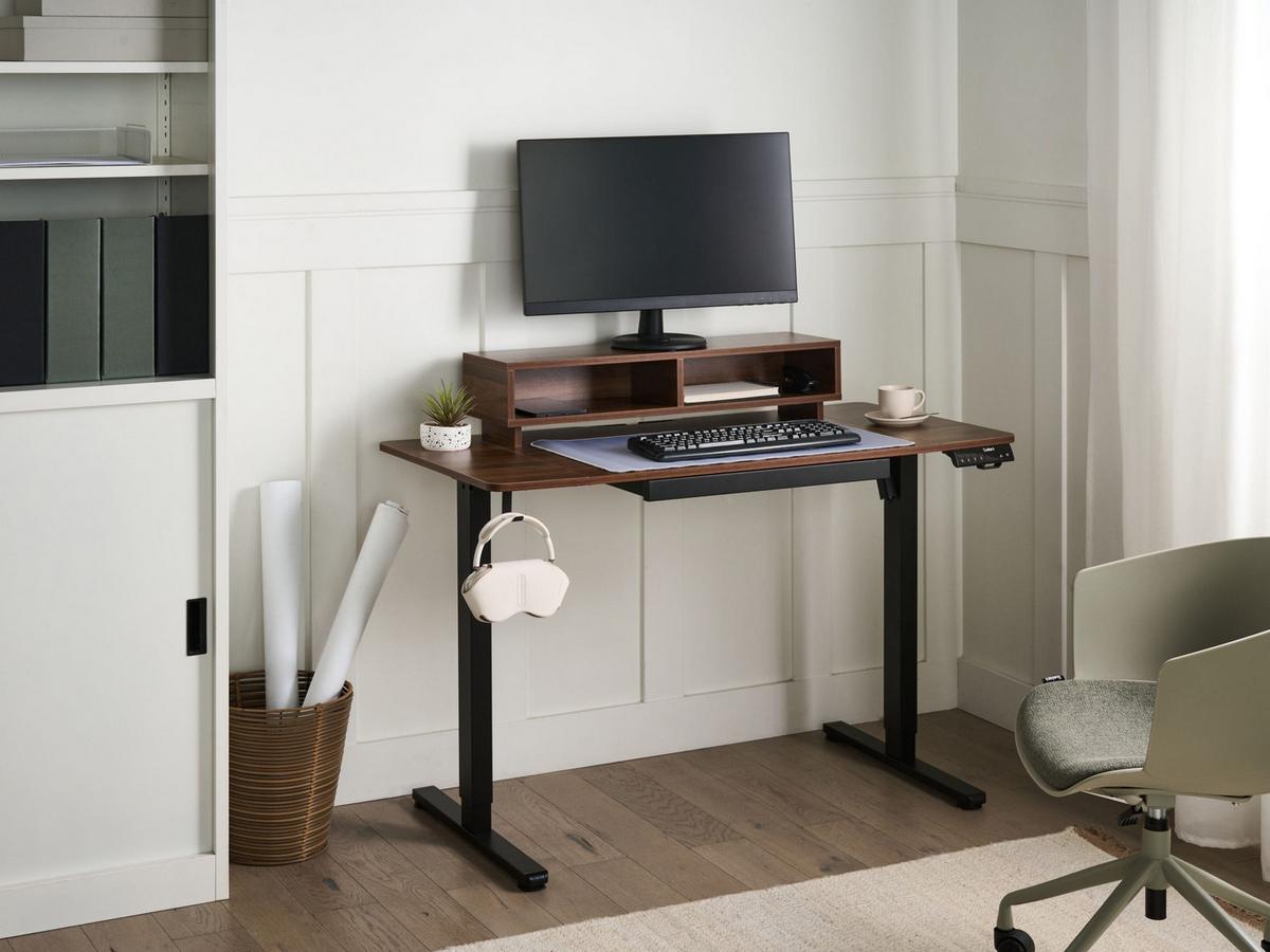 SCHREIBTISCH elektrisch höhenverstellbar 120/60 cm mit USB-Anschluss Braun/Schwarz Lucama - Schwarz/Braun, Holzwerkstoff/Metall (60/120/88cm) - Beliani