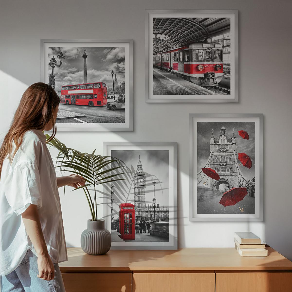 BILDER SET 4er Set - 50x50 cm & 40x60 cm Silberner Rahmen - Red Accents London - Silberfarben, Kunststoff (50/50cm) - TULUP