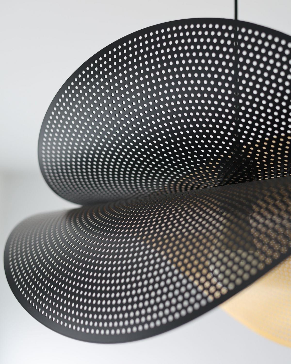 HÄNGELEUCHTE Metal Schwarz und Gold DOYLES - Goldfarben/Schwarz, Metall (50/60/150cm) - Beliani