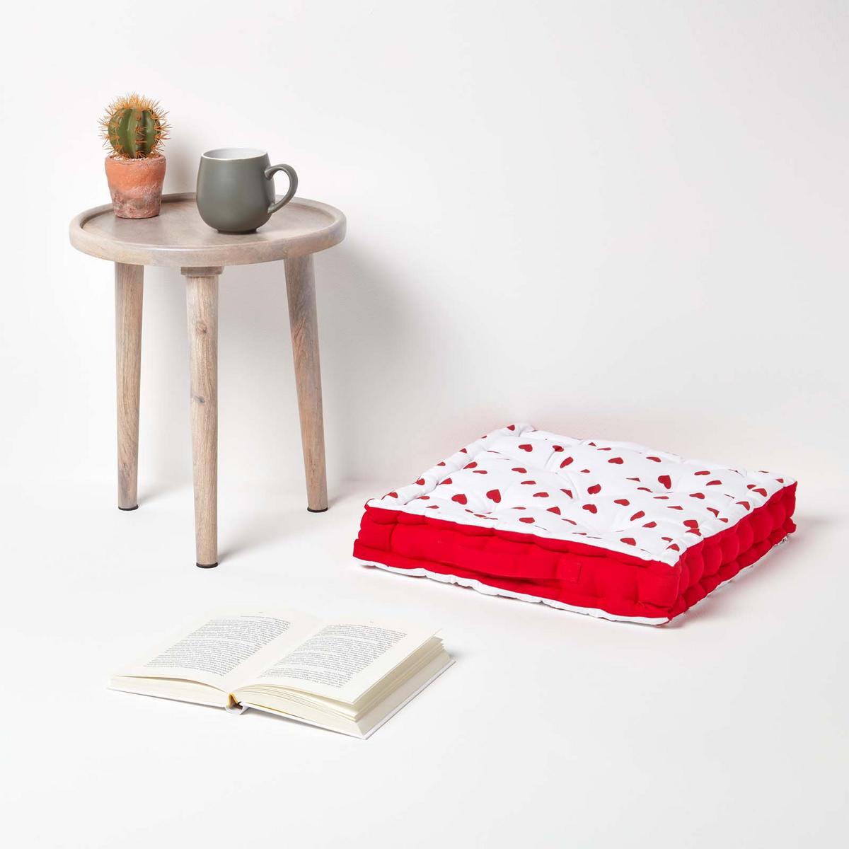 SITZKISSEN rot-weiß mit Herz-Muster 50/50/10 cm - Rot, Textil (50/50/10cm) - Homescapes
