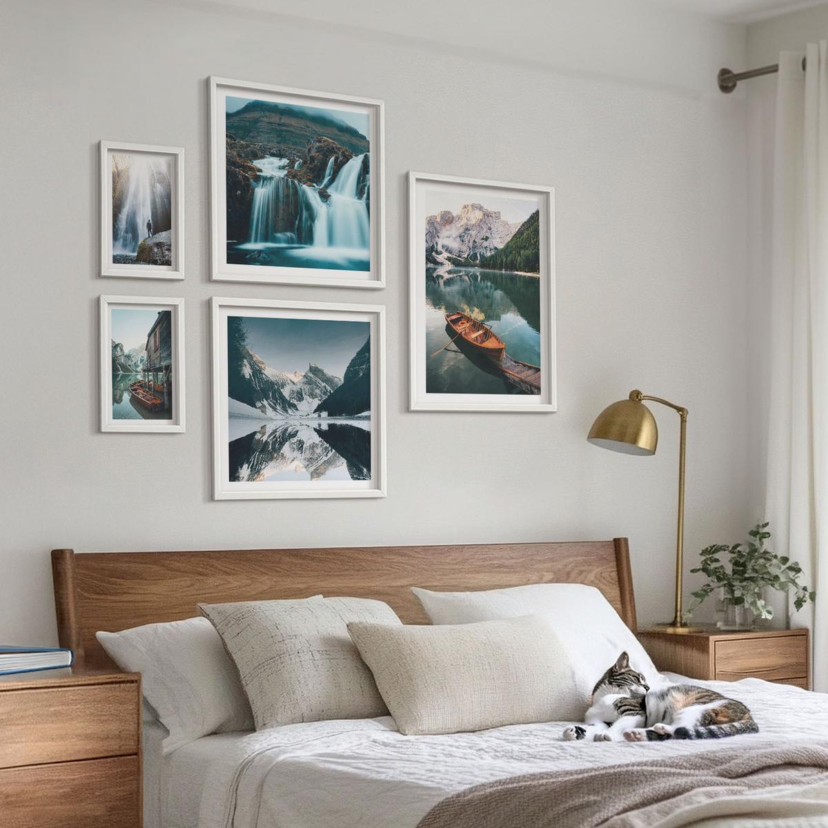 BILDER SET 5er Set - 50x50 cm & 20x30 cm & 40x60 cm Weißer Rahmen - Spiegelung der Boote auf Bergseen - Weiß, Kunststoff (40/60cm) - TULUP