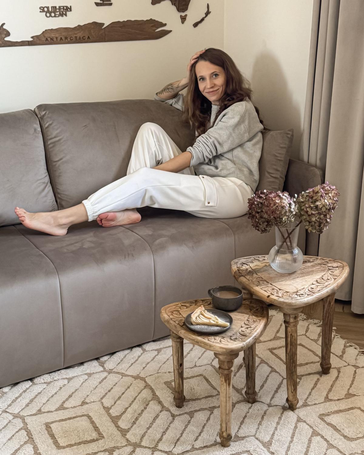 SCHLAFSOFA 3-Sitzer Samtstoff Taupe Egge - Taupe, Textil (220/88/93cm) - Beliani