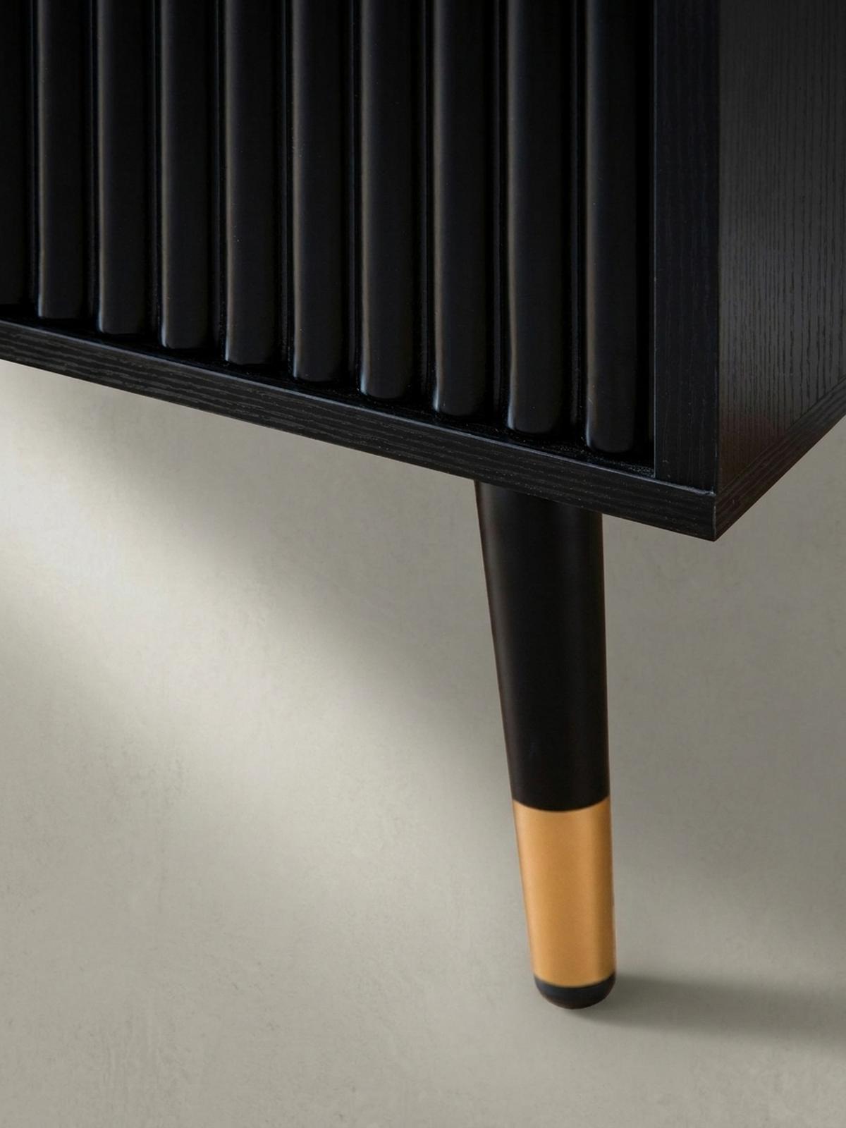 SIDEBOARD – Schwarz/Eiche-Dekor, 150x81x39 cm, mit Türen, Metallbeine - Goldfarben/Schwarz, Holzwerkstoff/Metall (150/81/39cm) - KADIMA DESIGN