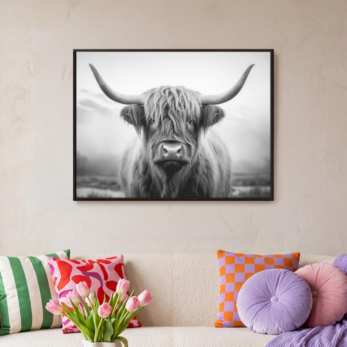 LEINWAND Bilder mit Rahmen - Schottischer Highlander - Nebel - Schwarz - Weiß - 70x50 - Grau, Textil (70/50cm) - MuchoWow