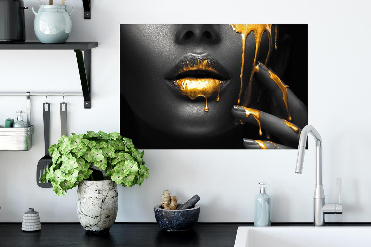 WANDTATTOO Frau - Schwarz - Gold - Gesicht - Lippen Deko Wohnzimmer 60x40 cm - Goldfarben, Kunststoff (60/40/0.1cm) - MuchoWow
