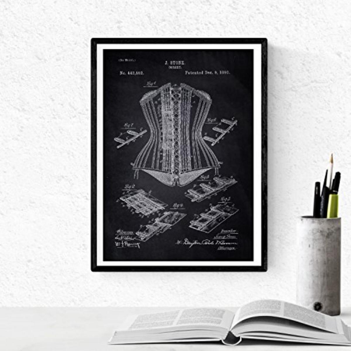 POSTER Set mit 4 SCHWARZ Mode Patenten A4 Schwarzer Rahmen - Schwarz, Papier (29.7/3cm) - Nacnic