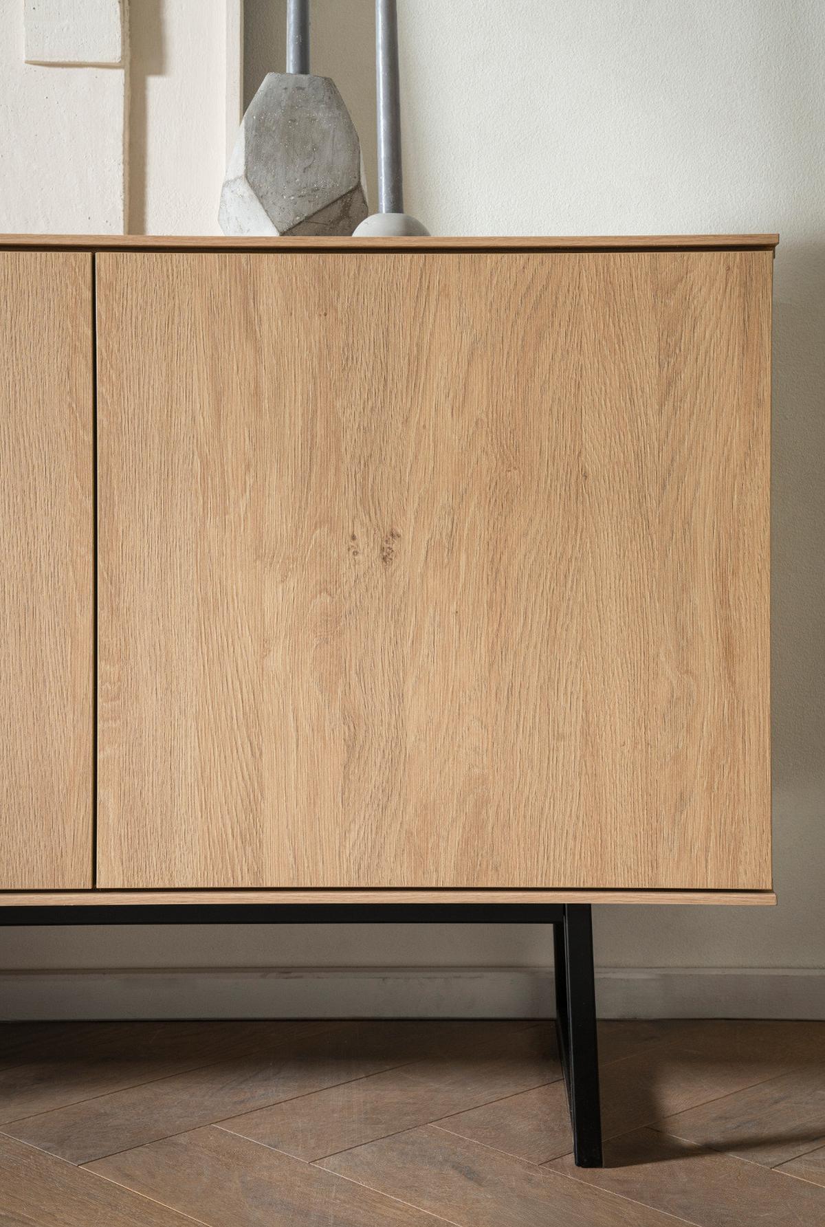 WOHNWAND in Eiche Dekor, Wohnzimmer Set mit TV Lowboard 200 cm und Highboard 4-türig, Push-To-Open - Eichefarben/Schwarz, Holzwerkstoff/Metall (330/137/40cm) - Furn.Design