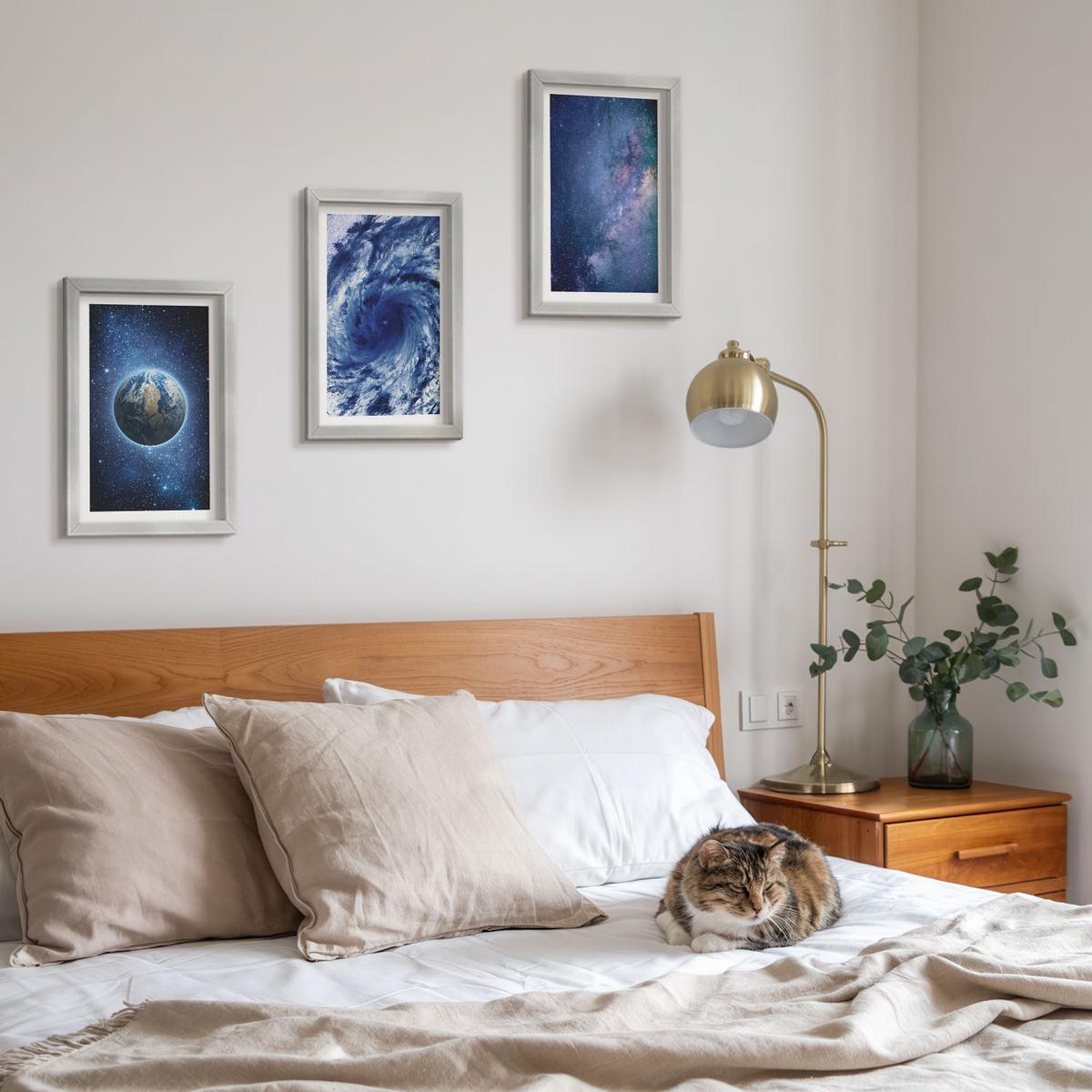 BILDER SET 3er Set - 20x30 cm Silberner Rahmen - Erde Weltraumsturm Galaxie - Silberfarben, Kunststoff (20/30cm) - TULUP