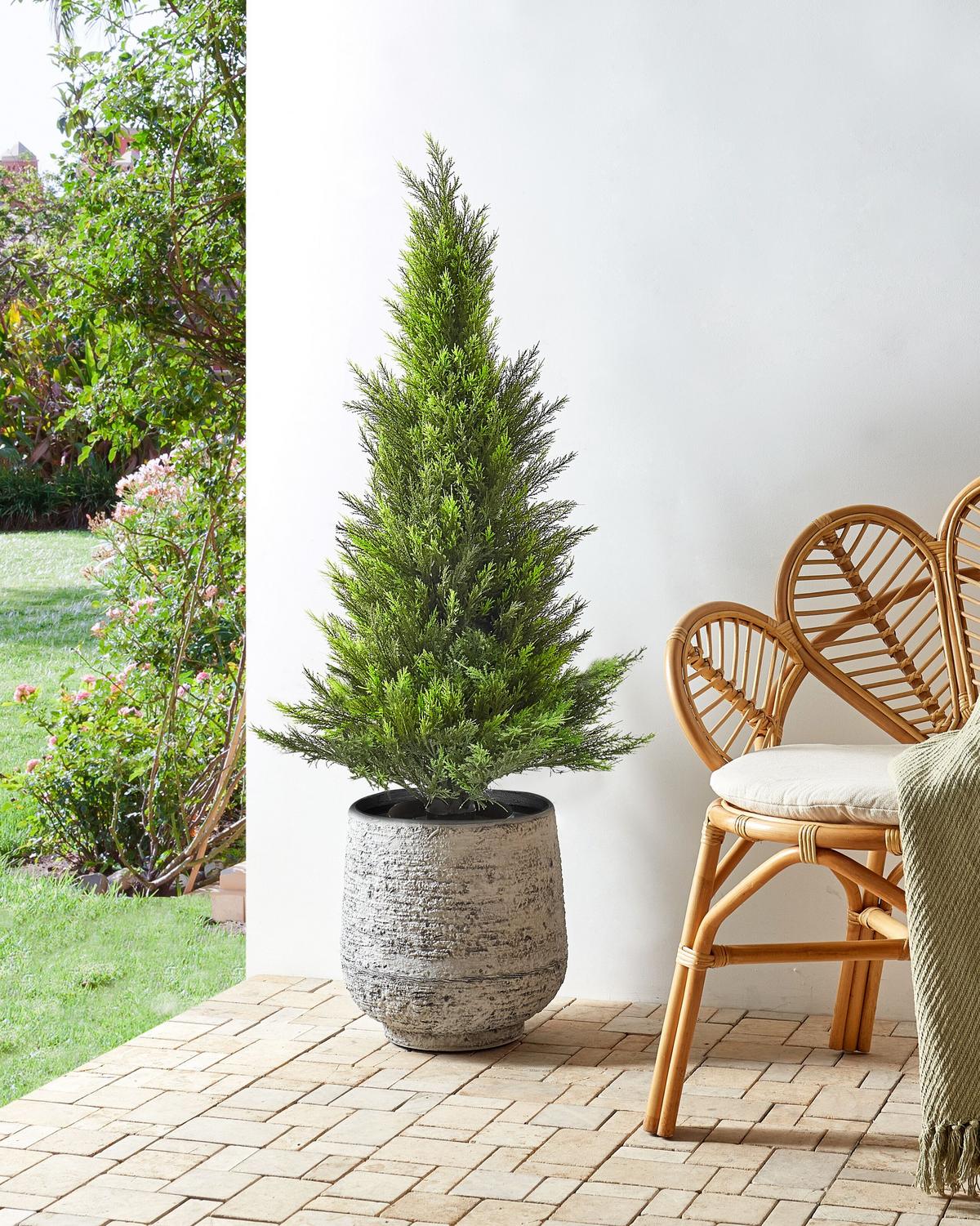 KUNSTPFLANZE im Blumentopf 120 cm Grün/Dunkler Holzfarbton Cedar Tree - Dunkelbraun/Grün, Kunststoff (120cm) - Beliani