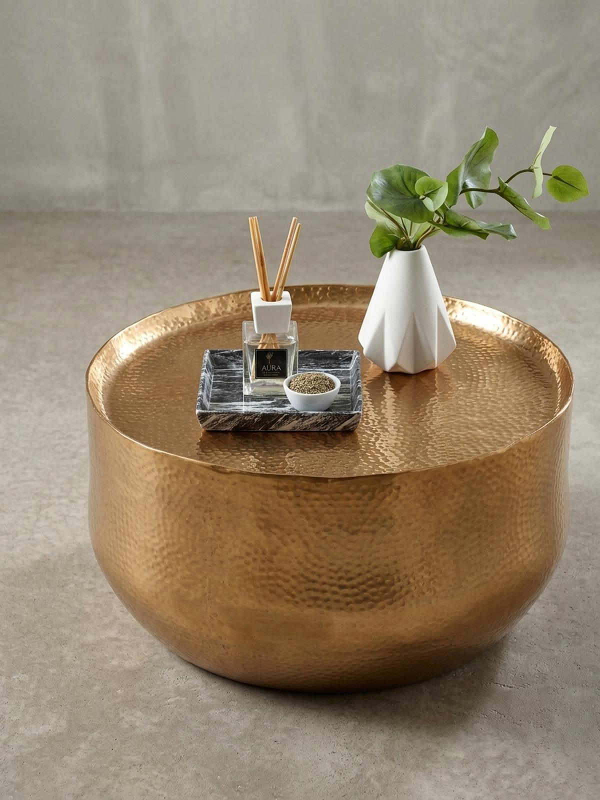 COUCHTISCH Orientalisch mit Hammerschlag-Struktur aus Aluminium und hohler Bauweise, Gold 60x60x35 cm - Goldfarben, Metall (60/60/35cm) - KADIMA DESIGN