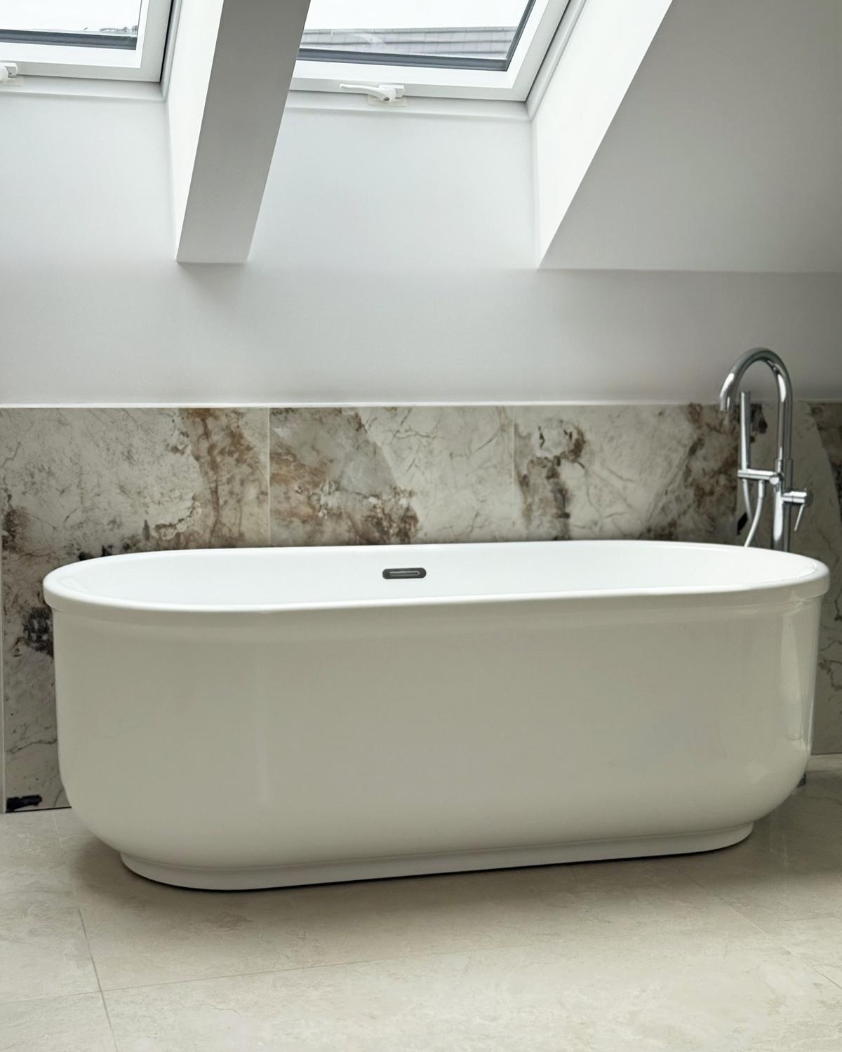 BADEWANNE FREISTEHEND 80x170x59 cm weiß Pinel - Weiß, Kunststoff (80/59/170cm) - Beliani