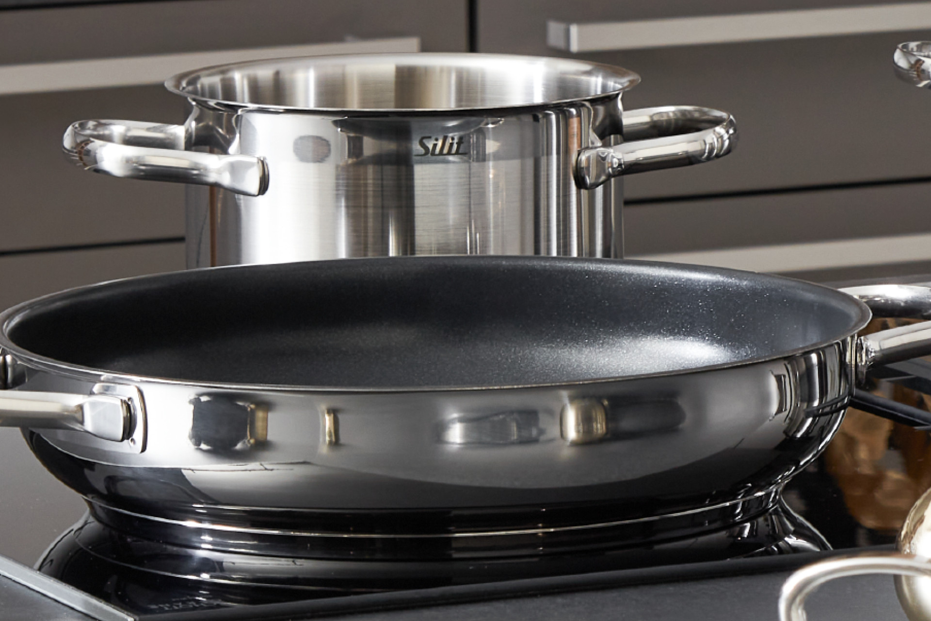 Kochtöpfe Bratpfanne beschichtet hitzebeständige Griffe Backofen geeignet Edelstahl rostfrei