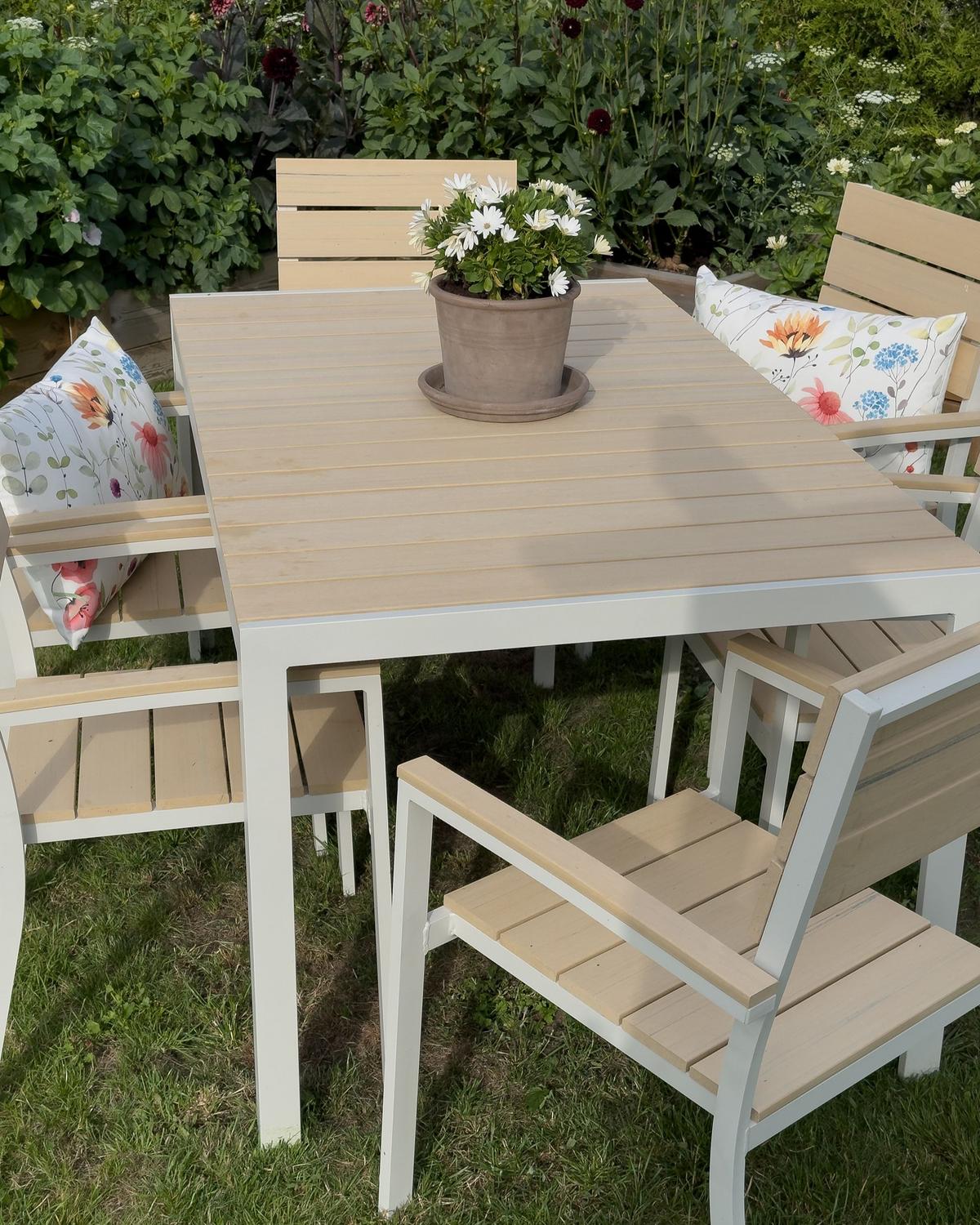 GARTENTISCH Kunstholz beige/weiß 150/90 cm Como - Beige/Weiß, Kunststoff (150/90/74cm) - Beliani