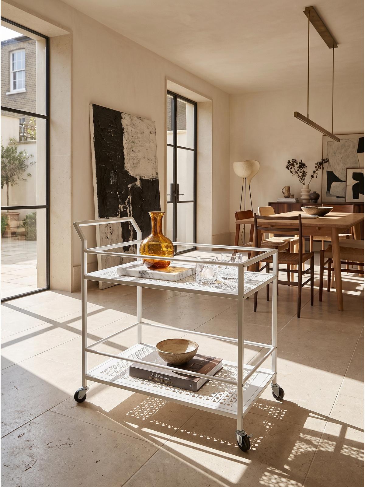 SERVIERWAGEN ALCUDIA, Eisen, mit Ablagen, mit Gitterstruktur, Weiß, 79 x 45 x 83 cm - Weiß, Metall (79/83/45cm) - KADIMA DESIGN