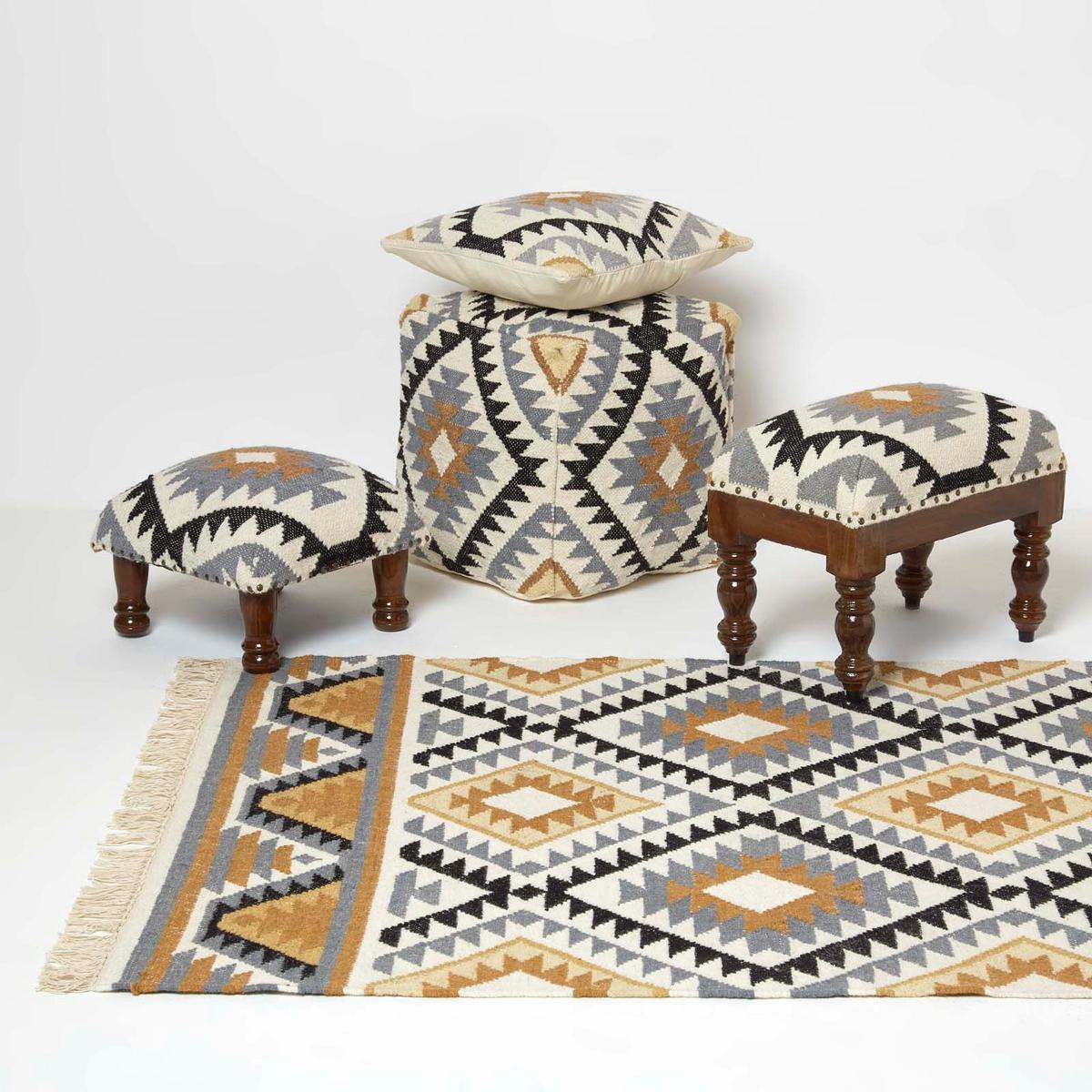 KELIM-HOCKER Agra mit Holzbeinen, Ethno-Muster, 40/40/25 cm - Multicolor, Textil (40/25/40cm) - Homescapes