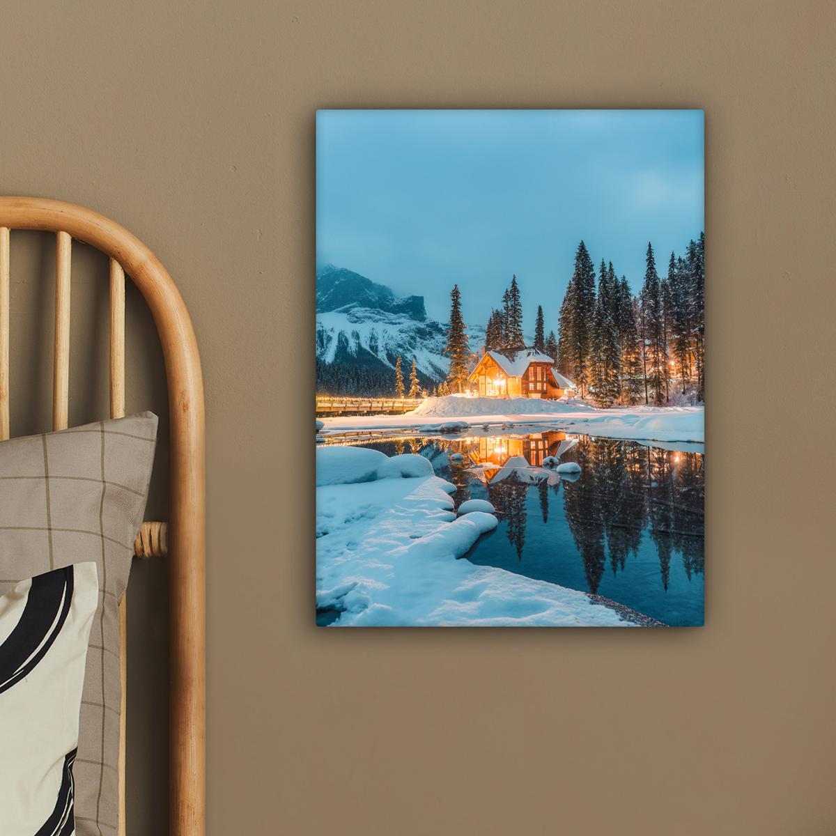 LEINWANDBILD Winterlandschaft - Natur - Haus - Berge - Schnee Room Decor 30x40 cm - Hellblau, Textil (30/40cm) - MuchoWow